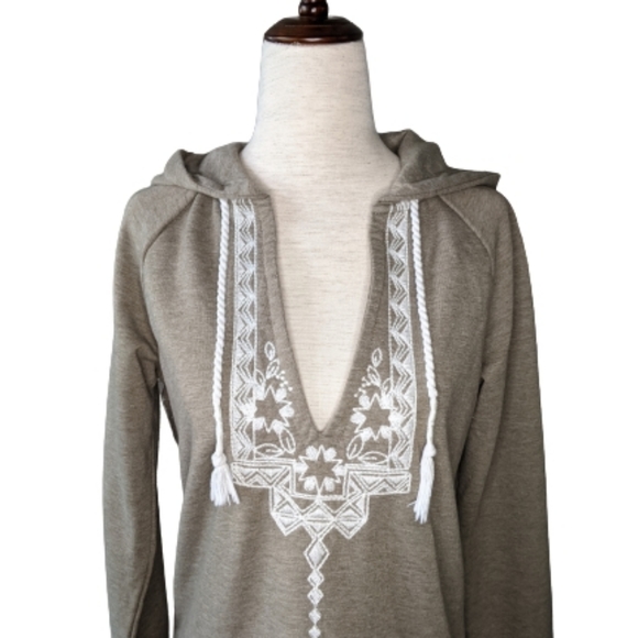 Roxy Embroidered V Neck Hoodie Sz M - Picture 2 of 10
